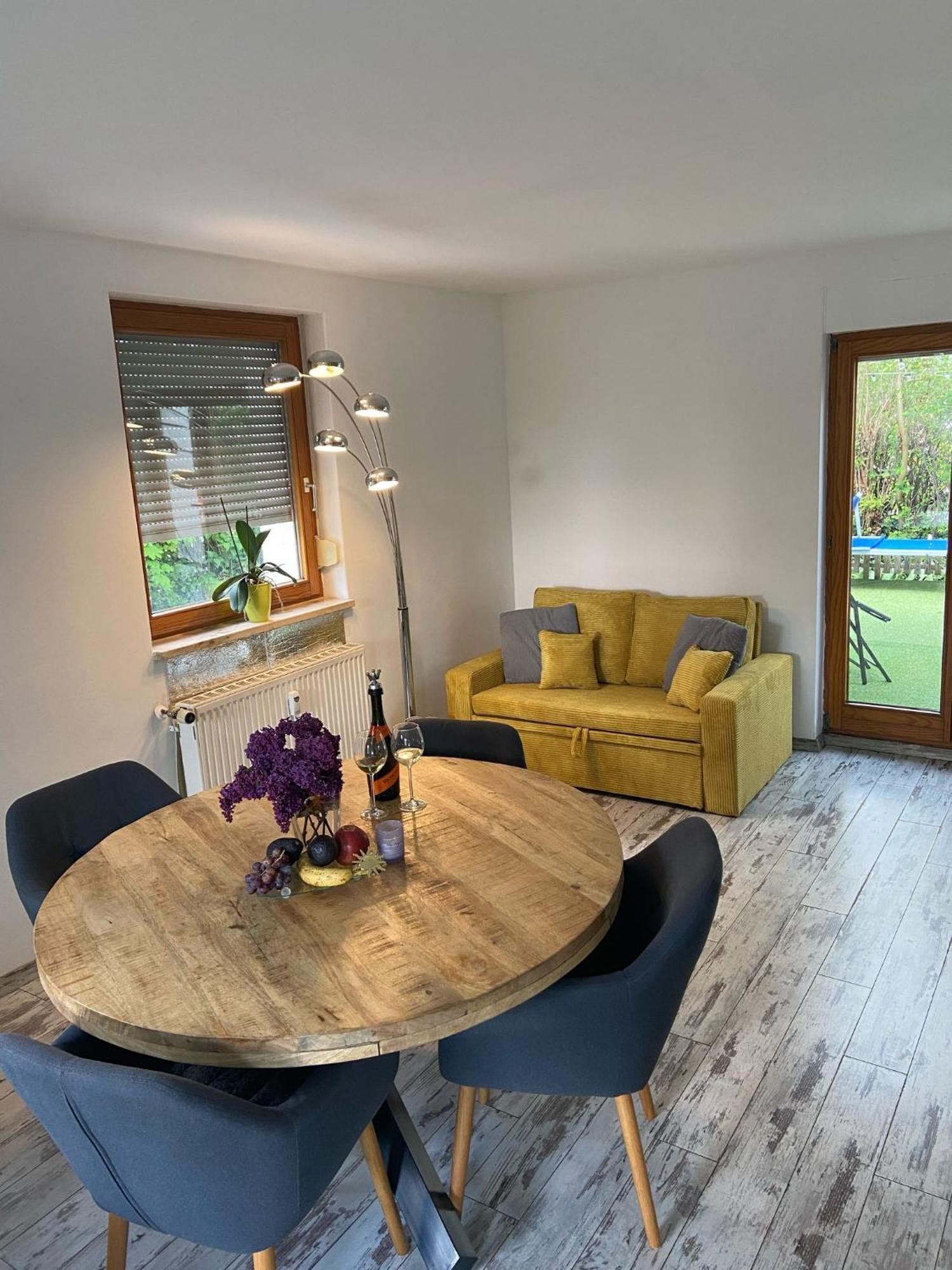 Zirndorf Sweet Home מראה חיצוני תמונה