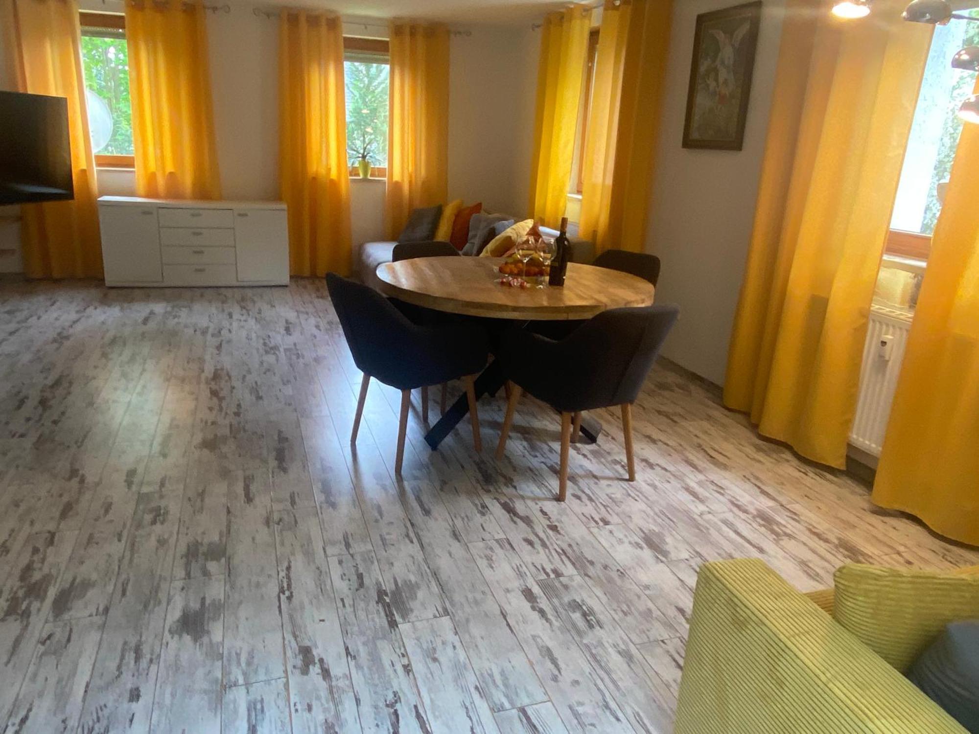 Zirndorf Sweet Home מראה חיצוני תמונה