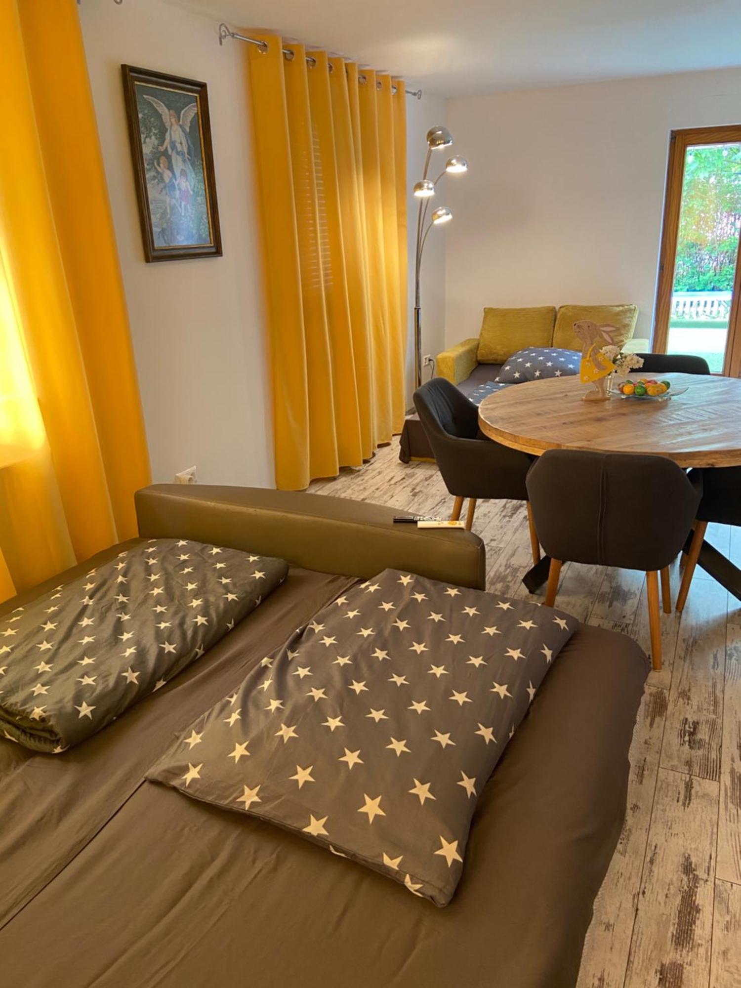 Zirndorf Sweet Home מראה חיצוני תמונה