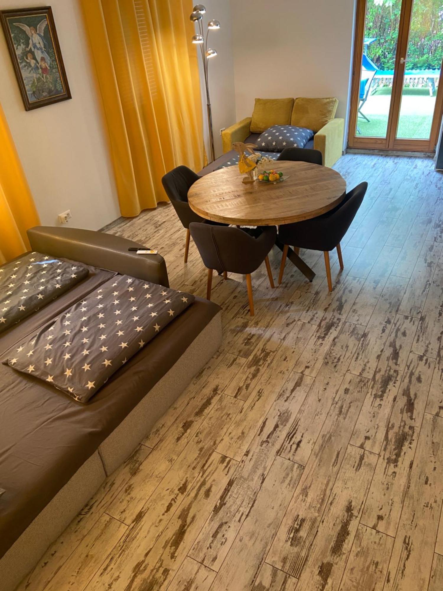 Zirndorf Sweet Home מראה חיצוני תמונה